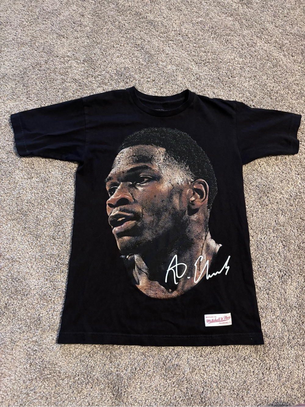 Mitchell & Ness Black Graphic Men's shirt